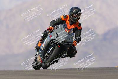 media/Oct-03-2022-Moto Forza (Mon) [[5f077a3730]]/Intermediate Group/Session 4 (Turn 9)/